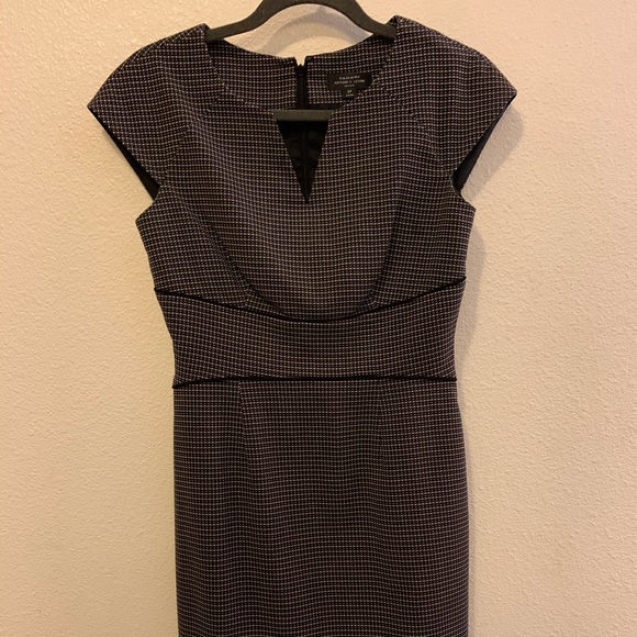 Black and white Tahari dress - Picture 2 of 4